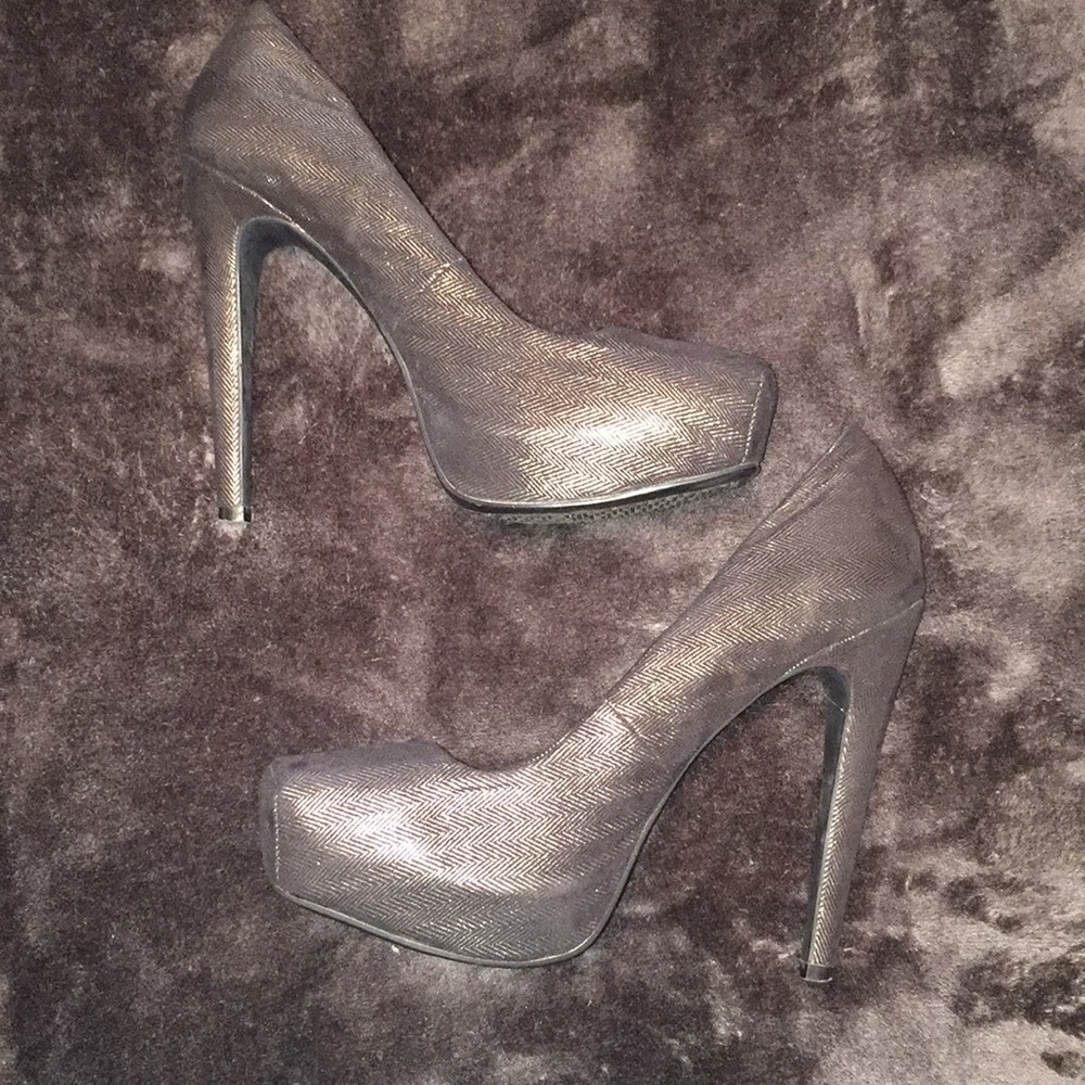 Jessica Simpson metallic herringbone heels